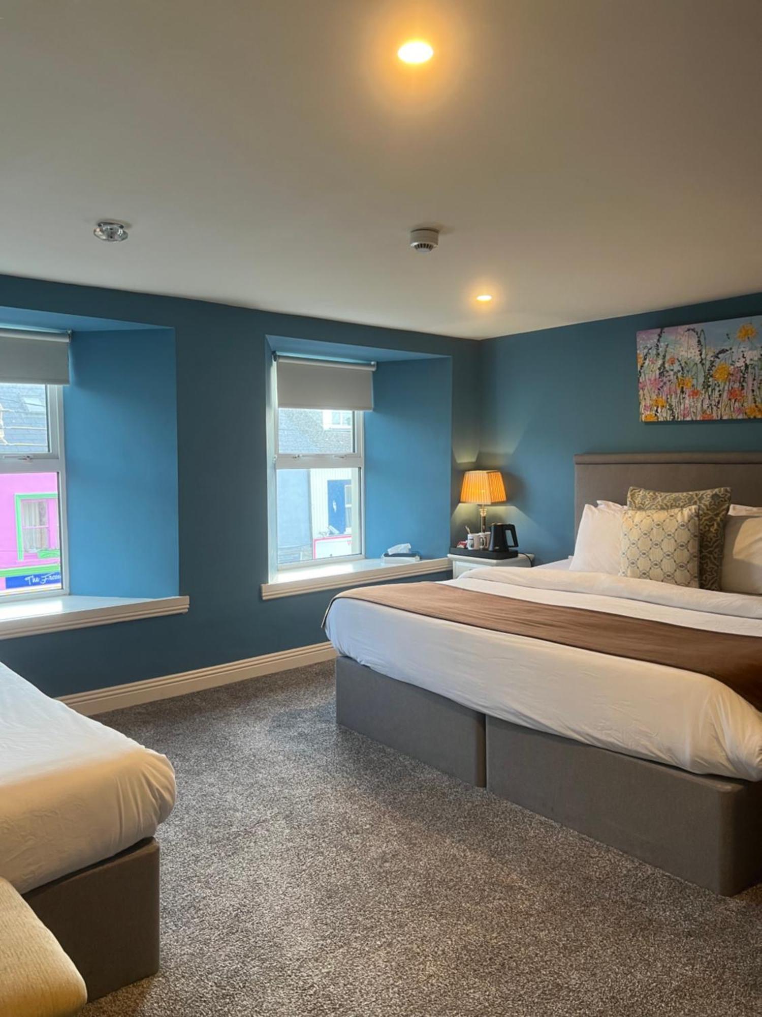 Bed and Breakfast The Townhouse Milltown Malbay Exterior foto