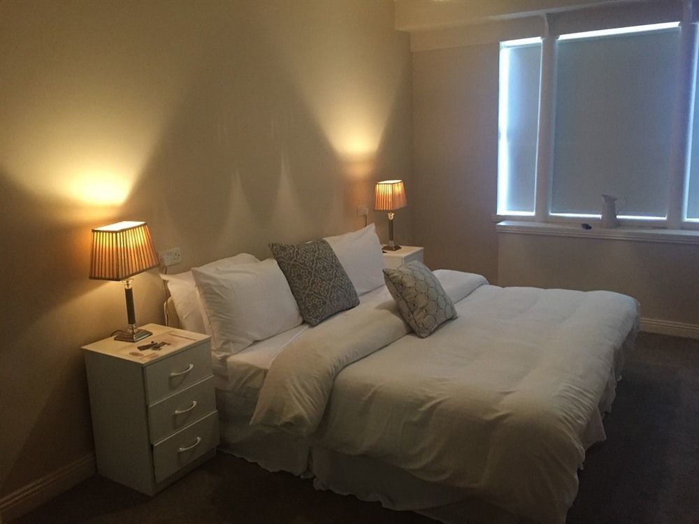 Bed and Breakfast The Townhouse Milltown Malbay Exterior foto