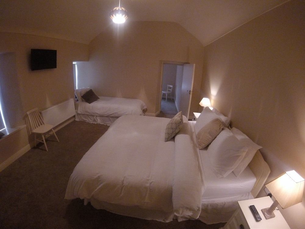 Bed and Breakfast The Townhouse Milltown Malbay Exterior foto