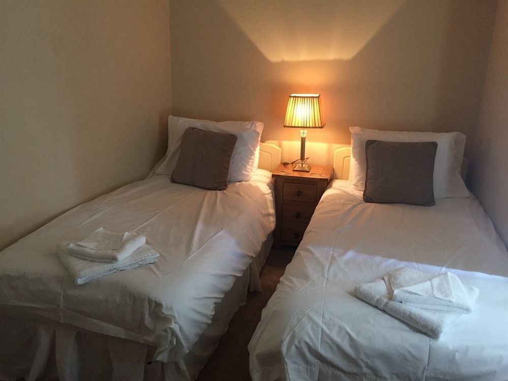 Bed and Breakfast The Townhouse Milltown Malbay Exterior foto